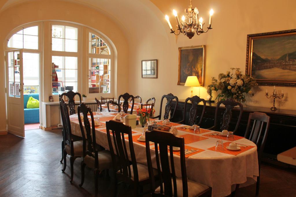Hotel Pension Waizenegger Am Kurfuerstendamm Berlin Luaran gambar