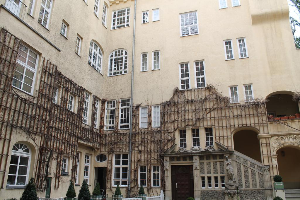 Hotel Pension Waizenegger Am Kurfuerstendamm Berlin Luaran gambar